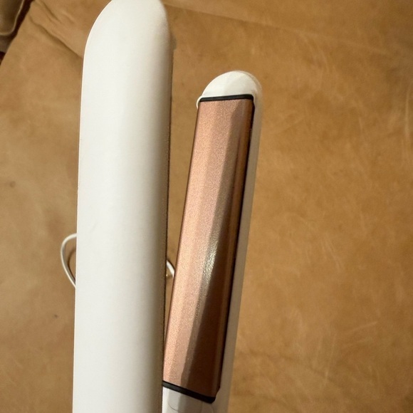 Conair Double Ceramic Flat Iron 1-inch Digital Flat Iron Used A Handful Of Times - Picture 6 of 7